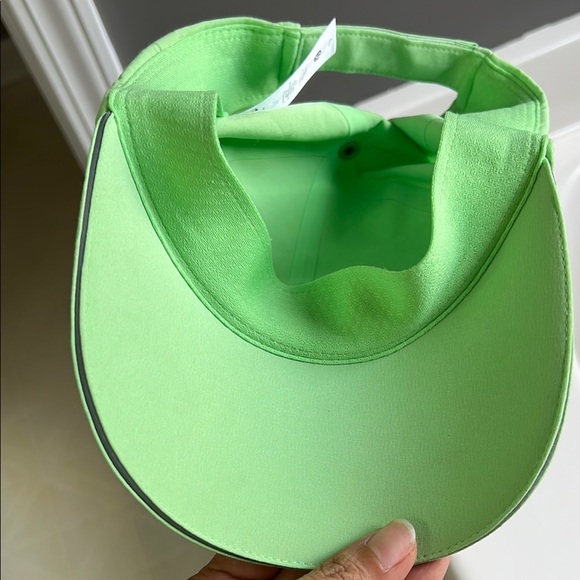 Lululemon Athletica Green Baseball Cap Classic Design - Picture 4 of 4
